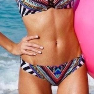 NWTS VS PINK Cheeky Bikini Bottoms